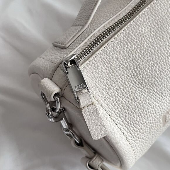 Marc Jacobs Women's The Duffle Bag White Leather Crossbody W/ Dust Bag - Picture 4 of 12